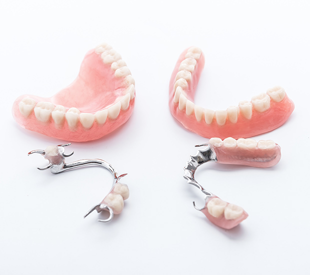 Encino Dentures and Partial Dentures